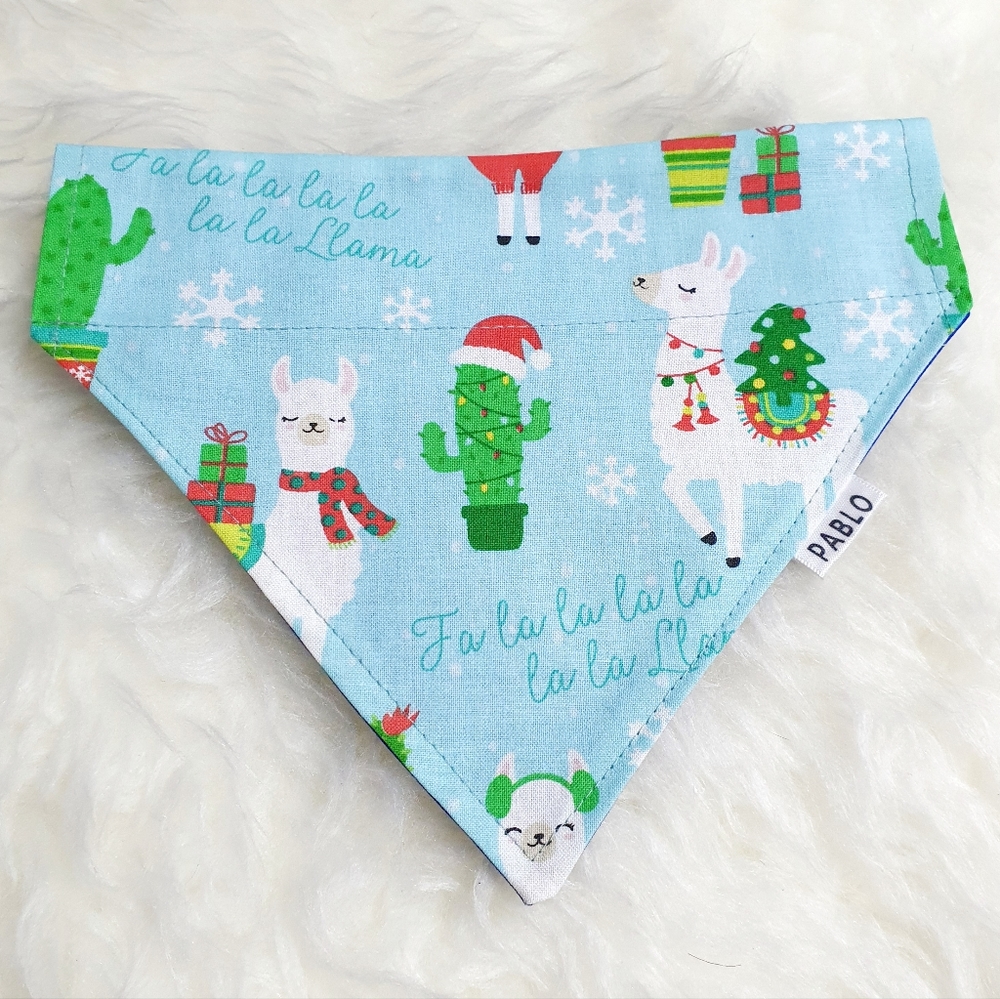 🐶 5 for $15 * Pablo Christmas Lamas/Stars Reversible Dog Bandana - Picture 2 of 5